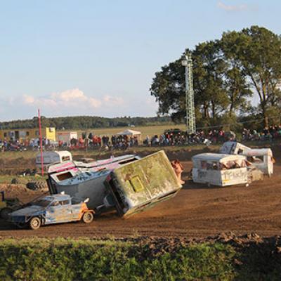 Stockcar Wohnwagenvernichtungsrennen
