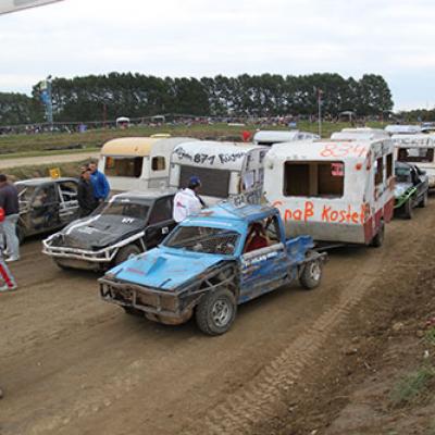 Stockcar Wohnwagenvernichtungsrennen